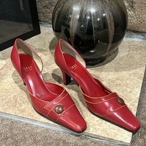 Beautiful Impo Red Leather With Brown Button 3 Inch Heels Size 9